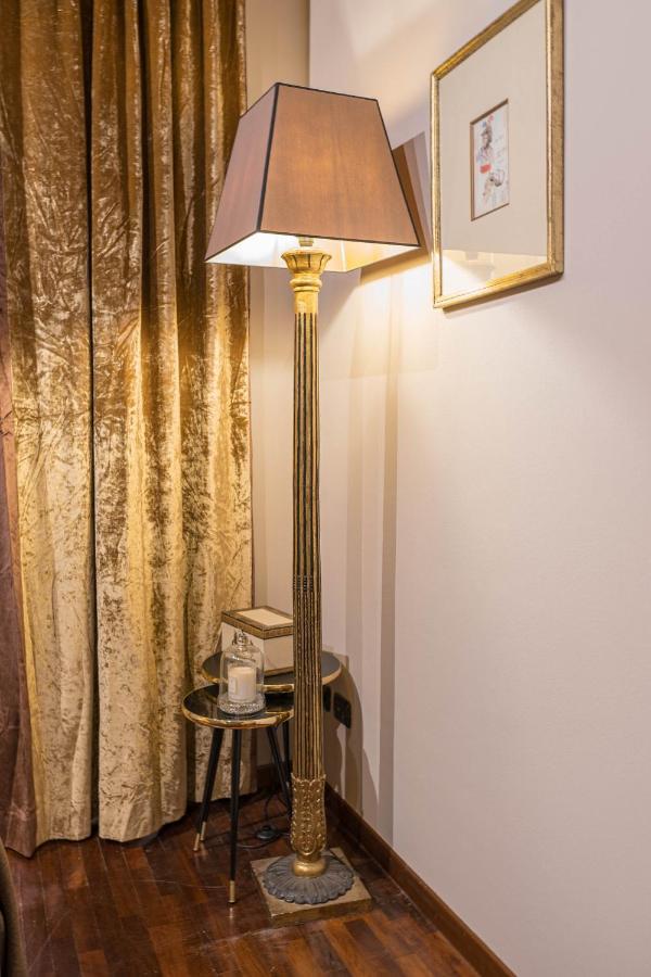 פסקיארה דל גארדה Napule...E Apartments מראה חיצוני תמונה