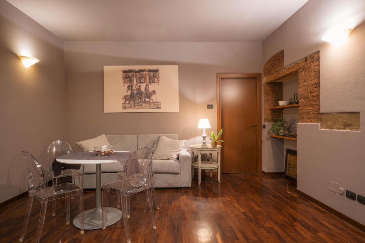 פסקיארה דל גארדה Napule...E Apartments מראה חיצוני תמונה
